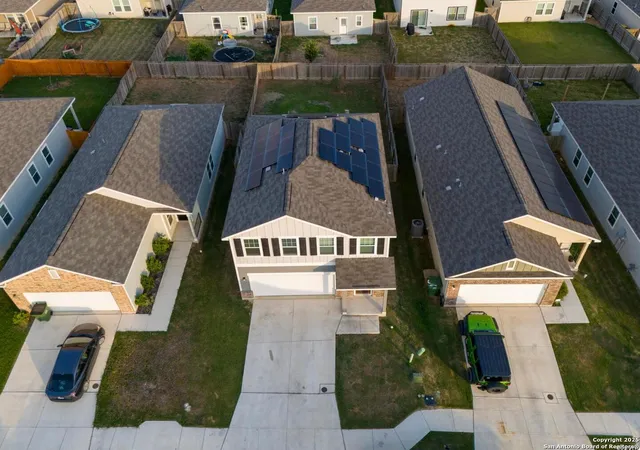 Photo 3 of Single family home for sale at 13514 Flower Pond, Saint Hedwig, TX 78152 | MLS# 1896251 | Listing updated on 2025-10-02