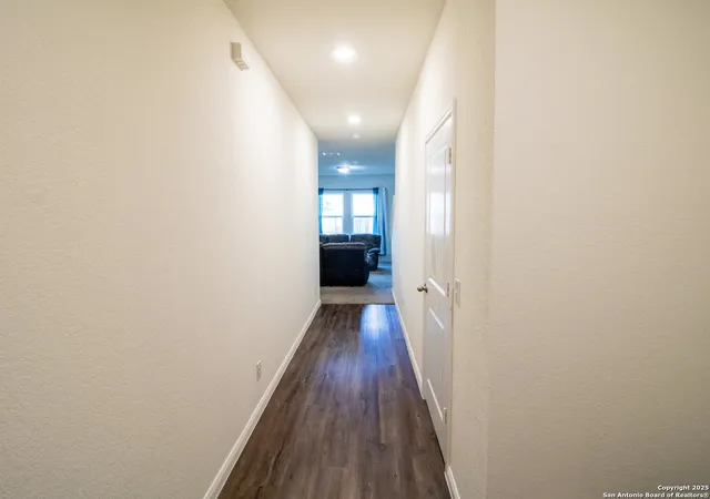 Photo 4 of Single family home for sale at 13514 Flower Pond, Saint Hedwig, TX 78152 | MLS# 1896251 | Listing updated on 2025-10-02