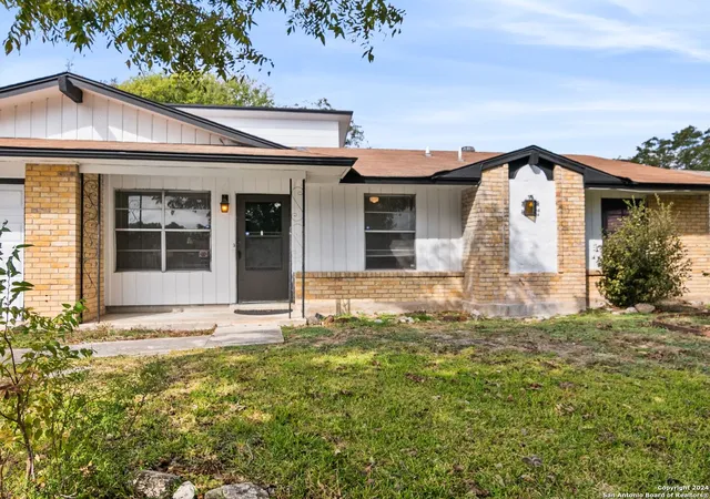 Photo 1 of Sale Pending at 409 Bridgit, Converse, TX 78109 | MLS# 1896374 | Listing updated on 2025-10-11