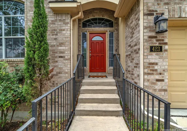 Photo 2 of Sale Pending at 423 Sand Ash Trl, San Antonio, TX 78256 | MLS# 1896395 | Listing updated on 2025-10-09