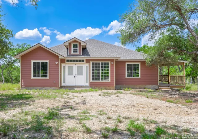 Photo 1 of Sale Pending at 423 County Road 2471, Hondo, TX 78861 | MLS# 1896417 | Listing updated on 2025-11-25