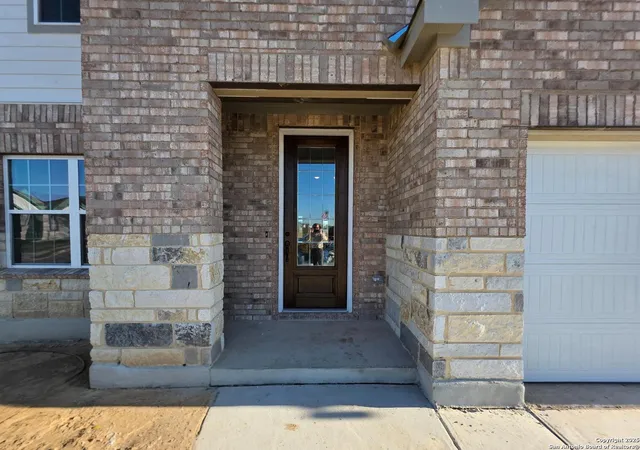3rd image of 12860 Red Apple Rd, Schertz, TX 78154 | MLS# 1896458