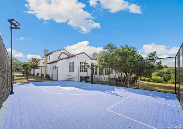 Photo 3 of Sale Pending at 239 Lismore, San Antonio, TX 78260 | MLS# 1896465 | Listing updated on 2025-11-29