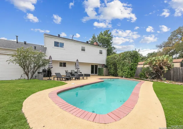Photo 2 of Sale Pending at 3107 Old Ranch, San Antonio, TX 78217 | MLS# 1896585 | Listing updated on 2025-09-22