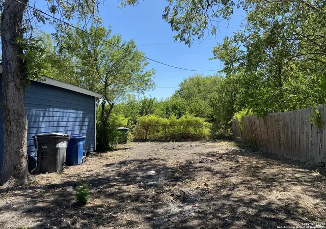 35th image of 2122 Cincinnati, San Antonio, TX 78228 | MLS# 1896601