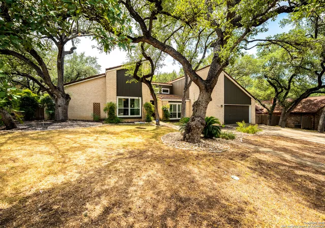 Photo 1 of Sale Pending at 12722 Castle Bnd St, San Antonio, TX 78230 | MLS# 1896627 | Listing updated on 2025-09-11