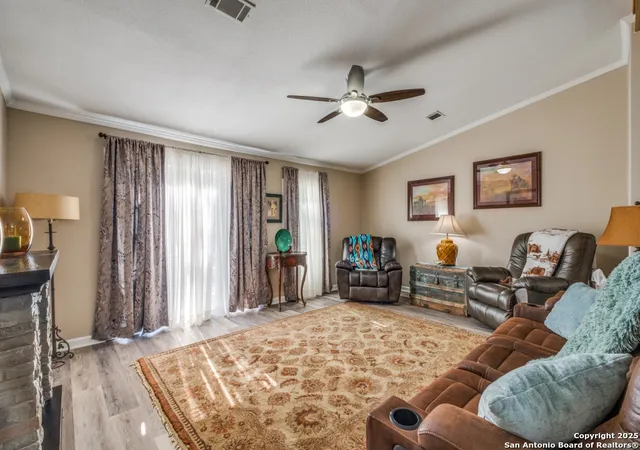 Photo 3 of Sale Pending at 402 Galveston St, Bandera, TX 78003 | MLS# 1896748 | Listing updated on 2025-10-02