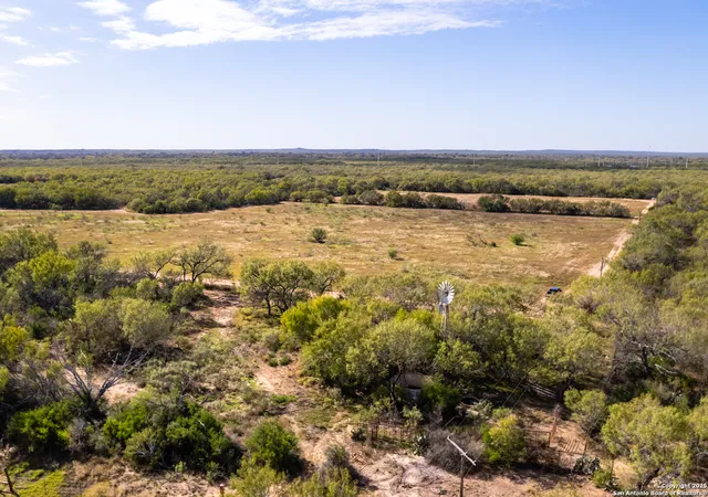 Photo 1 of Land for sale at 7 Fm 1581, Pearsall, TX 78061 | MLS# 1896767 | Listing updated on 2025-09-09