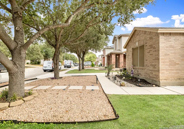Photo 3 of Sale Pending at 7814 Artesian Farm, San Antonio, TX 78239 | MLS# 1896803 | Listing updated on 2025-10-13