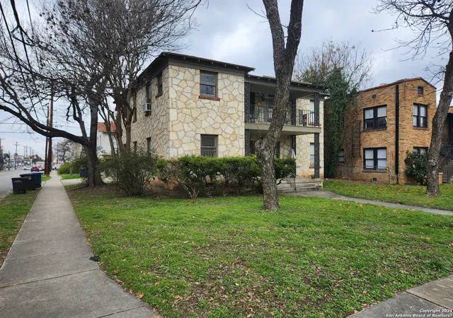 Photo 3 of Multi family home for sale at 203 E Rosewood Ave, San Antonio, TX 78212 | MLS# 1896808 | Listing updated on 2025-09-09