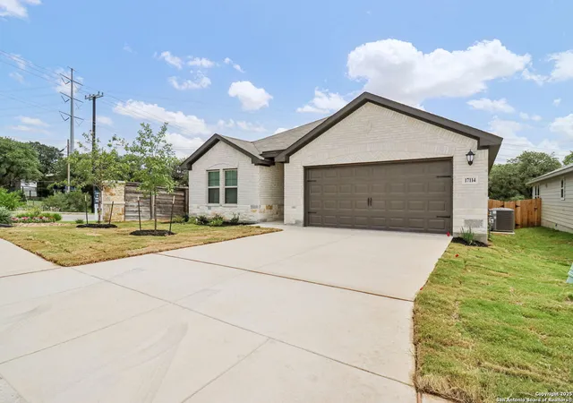 Photo 2 of Sale Pending at 17114 Autry Fls, San Antonio, TX 78247 | MLS# 1896847 | Listing updated on 2025-10-21