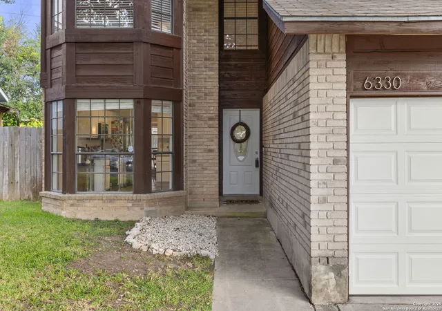 Photo 3 of Sale Pending at 6330 Crab Orchard, San Antonio, TX 78240 | MLS# 1896866 | Listing updated on 2026-03-02