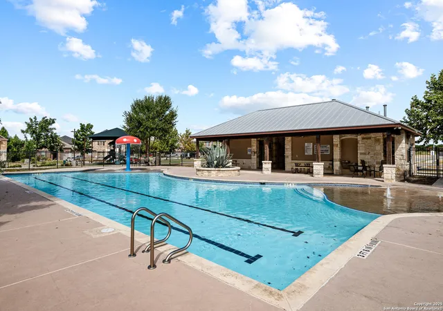 2nd image of 127 Colonial Bluff, Universal City, TX 78148 | MLS# 1896892