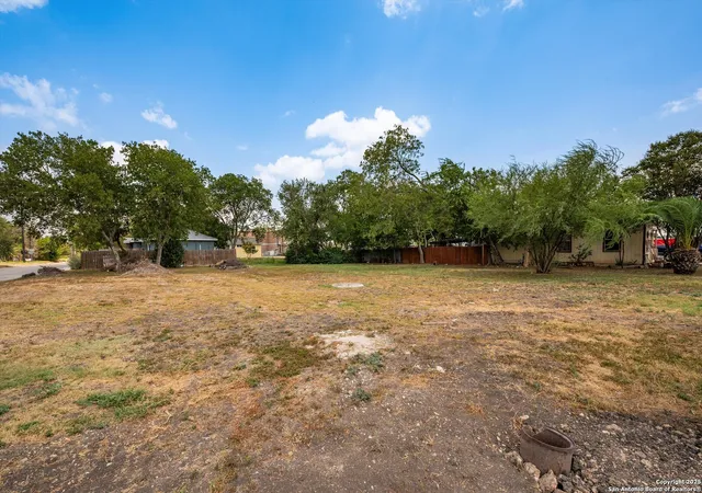 Photo 4 of Land for sale at 205 W Aviation Blvd, Universal City, TX 78148 | MLS# 1896936 | Listing updated on 2025-12-10