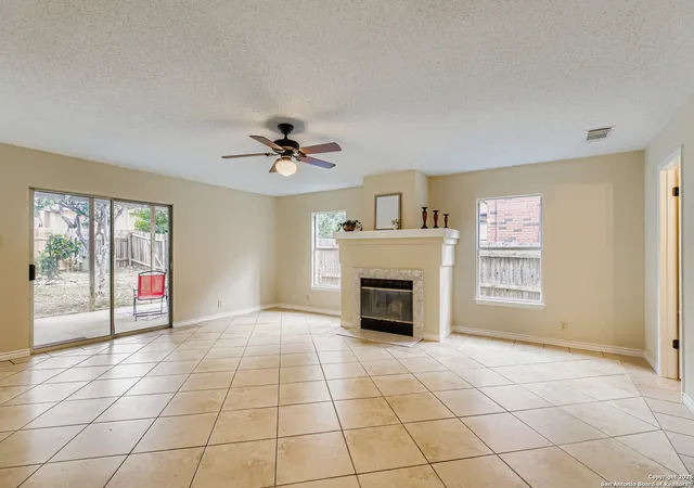 Photo 4 of Sale Pending at 7217 Breeze Hollow, San Antonio, TX 78250 | MLS# 1896952 | Listing updated on 2025-10-10