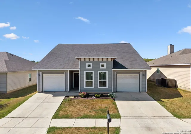 Photo 3 of Single family home for sale at 132 Lark Hill, Floresville, TX 78114 | MLS# 1896955 | Listing updated on 2025-11-15
