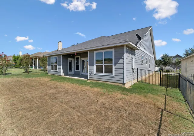Photo 3 of Single family home for sale at 132 Lark Hill, Floresville, TX 78114 | MLS# 1896955 | Listing updated on 2025-11-15