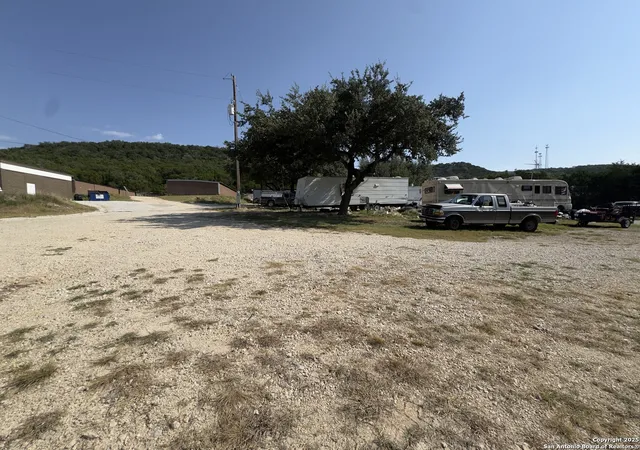 32nd image of 3124 Fm 2673, Canyon Lake, TX 78133 | MLS# 1896960