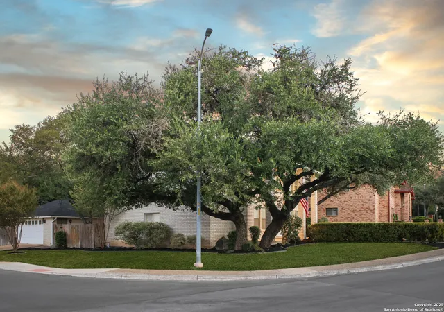 Photo 3 of Sale Pending at 16603 Old Stable, San Antonio, TX 78247 | MLS# 1896962 | Listing updated on 2025-10-07