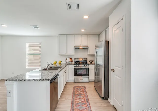 Photo 3 of Sale Pending at 362 Ambush Rdg, San Antonio, TX 78220 | MLS# 1896992 | Listing updated on 2026-03-31