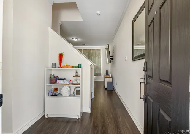Photo 4 of Single family home for sale at 6910 Beltran Pass, San Antonio, TX 78252 | MLS# 1897037 | Listing updated on 2026-03-30