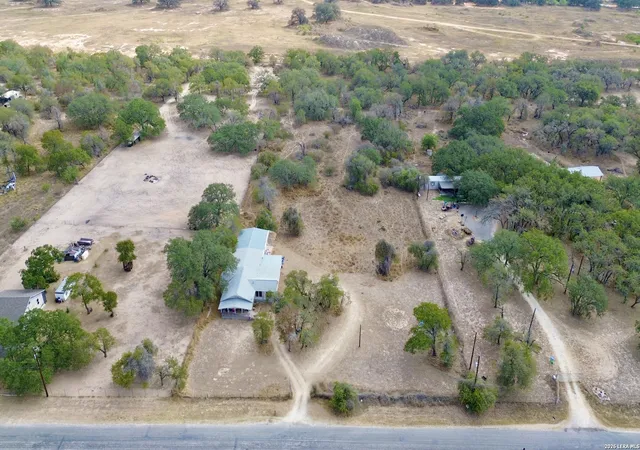 5th image of 2067 Palo Alto, Von Ormy, TX 78073 | MLS# 1897114