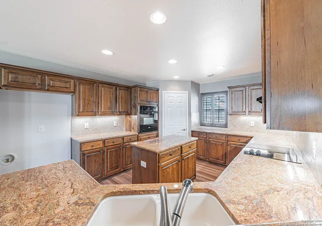 Photo 3 of Sale Pending at 112 Alexandria, La Vernia, TX 78121 | MLS# 1897172 | Listing updated on 2025-09-15
