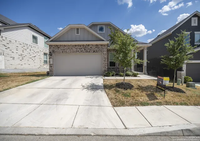 Photo 2 of Single family home for sale at 5634 Holly Hollow, San Antonio, TX 78266 | MLS# 1897242 | Listing updated on 2025-12-31