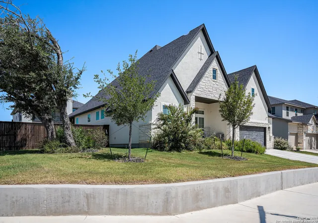 Photo 3 of Single family home for sale at 405 Citadel Rock, Cibolo, TX 78108 | MLS# 1897279 | Listing updated on 2025-11-19
