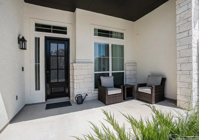 Photo 3 of Single family home for sale at 405 Citadel Rock, Cibolo, TX 78108 | MLS# 1897279 | Listing updated on 2025-11-19