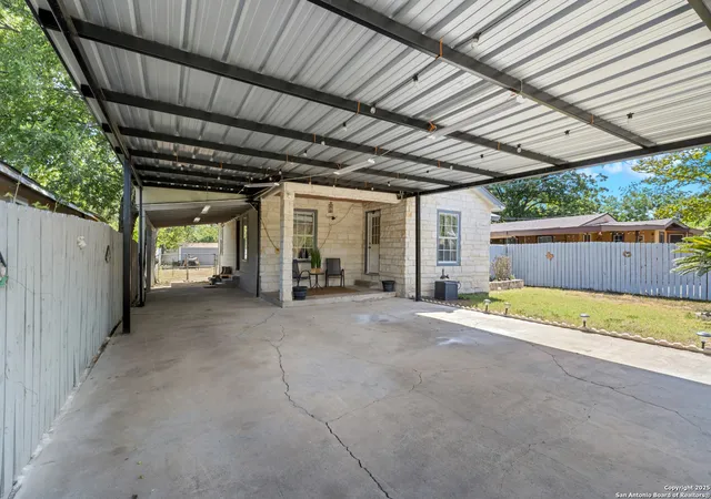 Photo 4 of Single family home for sale at 446 Tedder, San Antonio, TX 78211 | MLS# 1897284 | Listing updated on 2026-01-18