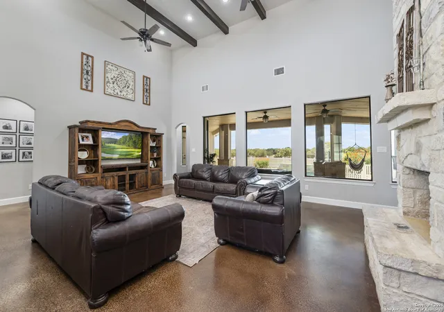 4th image of 136 Elm Country, La Vernia, TX 78121 | MLS# 1897332