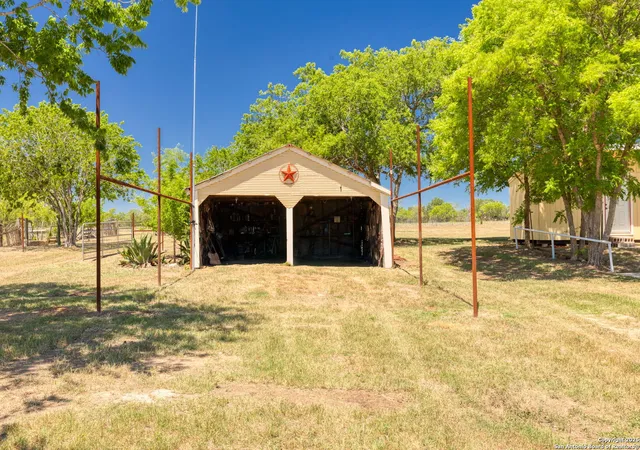 2nd image of 395 Dale, Dale, TX 78616 | MLS# 1897346