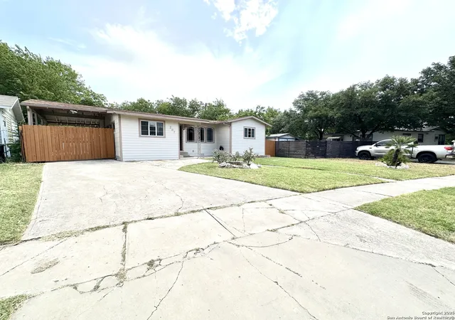 1st image of 207 Freiling, San Antonio, TX 78213 | MLS# 1897365