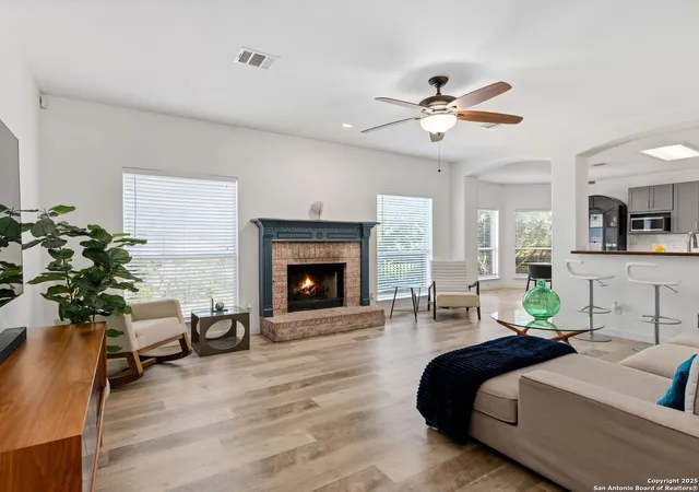 Photo 4 of Sale Pending at 24722 Crescent Run, San Antonio, TX 78258 | MLS# 1897387 | Listing updated on 2026-04-07