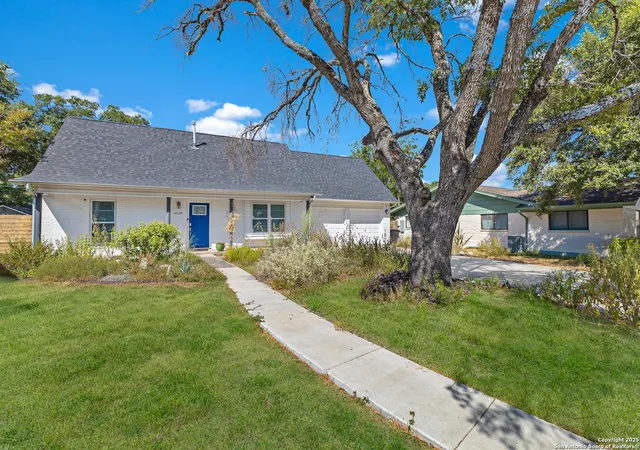 Photo 2 of Sale Pending at 9539 Mider Dr, San Antonio, TX 78216 | MLS# 1897390 | Listing updated on 2025-10-06