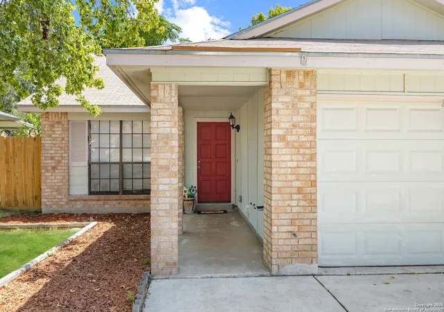 Homes for sale in San Antonio, TX | 9254 Ridge Shadow, San Antonio, TX 78250 | MLS# 1897401