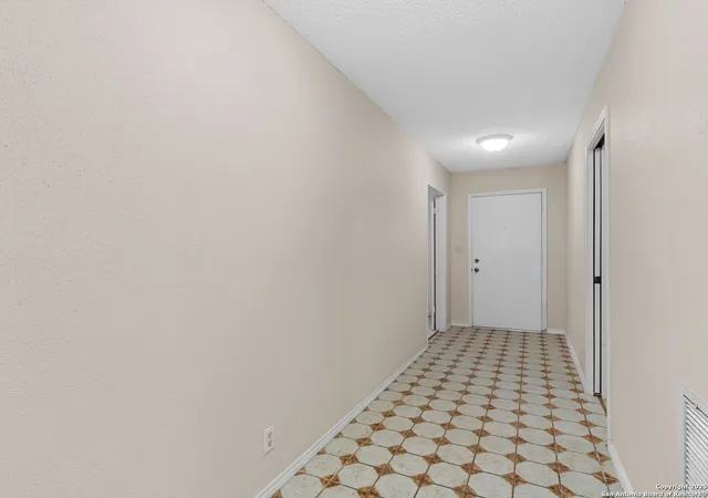 Photo 3 of Sale Pending at 2901 Spring Bnd, San Antonio, TX 78209 | MLS# 1897411 | Listing updated on 2025-10-01