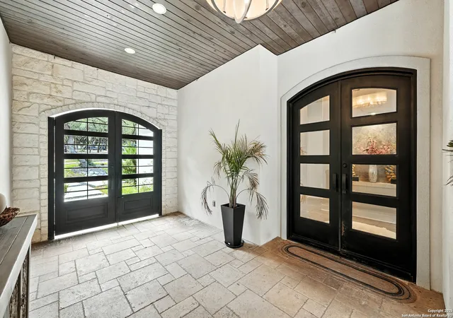 Photo 3 of Single family home for sale at 8614 Wild Wind, San Antonio, TX 78266 | MLS# 1897429 | Listing updated on 2025-10-20