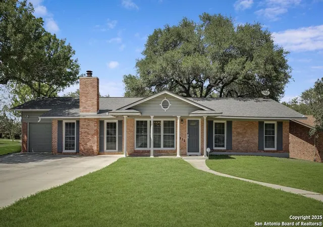 2nd image of 1815 Edgehill Dr, San Antonio, TX 78209 | MLS# 1897481