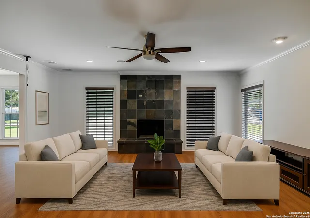 4th image of 1815 Edgehill Dr, San Antonio, TX 78209 | MLS# 1897481