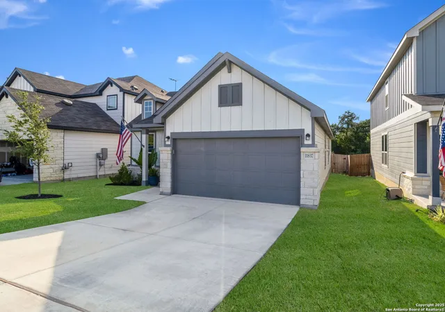 Photo 4 of Sale Pending at 11837 Snowy Riv, San Antonio, TX 78254 | MLS# 1897526 | Listing updated on 2025-12-26
