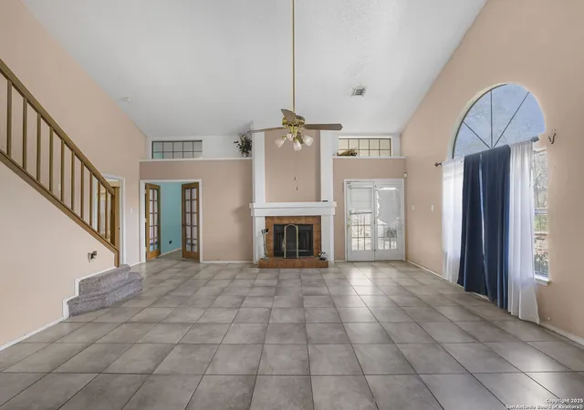 Photo 4 of Sale Pending at 9824 Delta Ridge, Converse, TX 78109 | MLS# 1897536 | Listing updated on 2025-10-03
