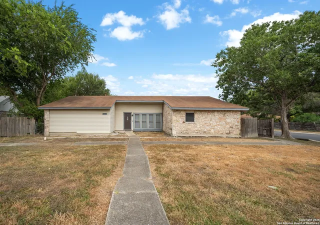 Photo 1 of Single family home for sale at 5607 Charwood, San Antonio, TX 78233 | MLS# 1897556 | Listing updated on 2025-12-24