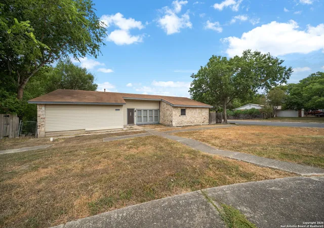 Photo 2 of Single family home for sale at 5607 Charwood, San Antonio, TX 78233 | MLS# 1897556 | Listing updated on 2025-12-24