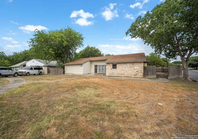 Photo 3 of Single family home for sale at 5607 Charwood, San Antonio, TX 78233 | MLS# 1897556 | Listing updated on 2025-12-24