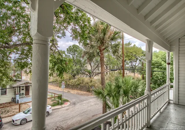 image of 1318 Willow, San Antonio, TX 78208 | MLS# 1897620