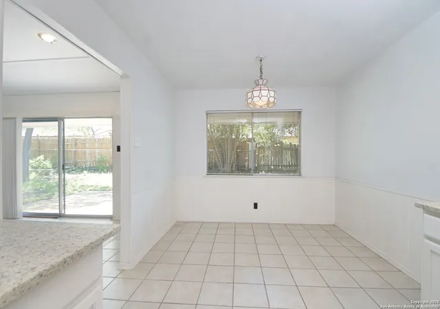 Photo 3 of Single family home for sale at 122 Silver Sands, San Antonio, TX 78216 | MLS# 1897637 | Listing updated on 2026-05-01