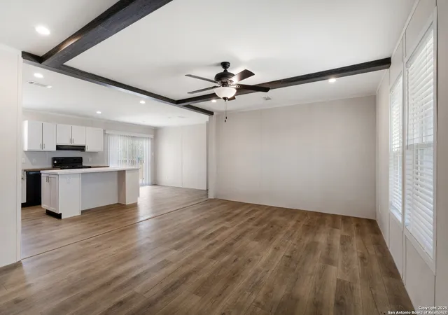 Photo 3 of Sale Pending at 11867 Jarrat Rd, Atascosa, TX 78002 | MLS# 1897647 | Listing updated on 2026-01-10