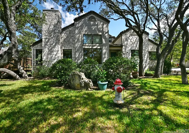 Photo 2 of Sale Pending at 17223 Old Lyme #2004, San Antonio, TX 78248 | MLS# 1897681 | Listing updated on 2026-04-23